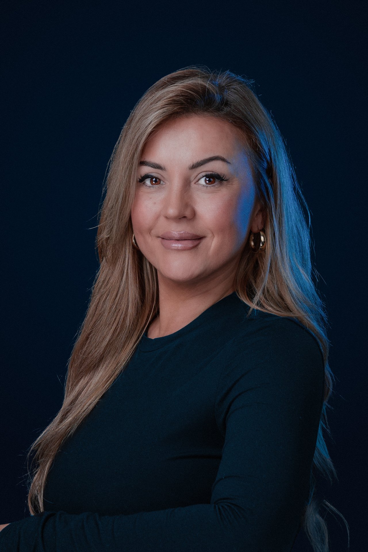 Ayshe_Shabani_Vertrieb-MacBook Pro von Admin (3)